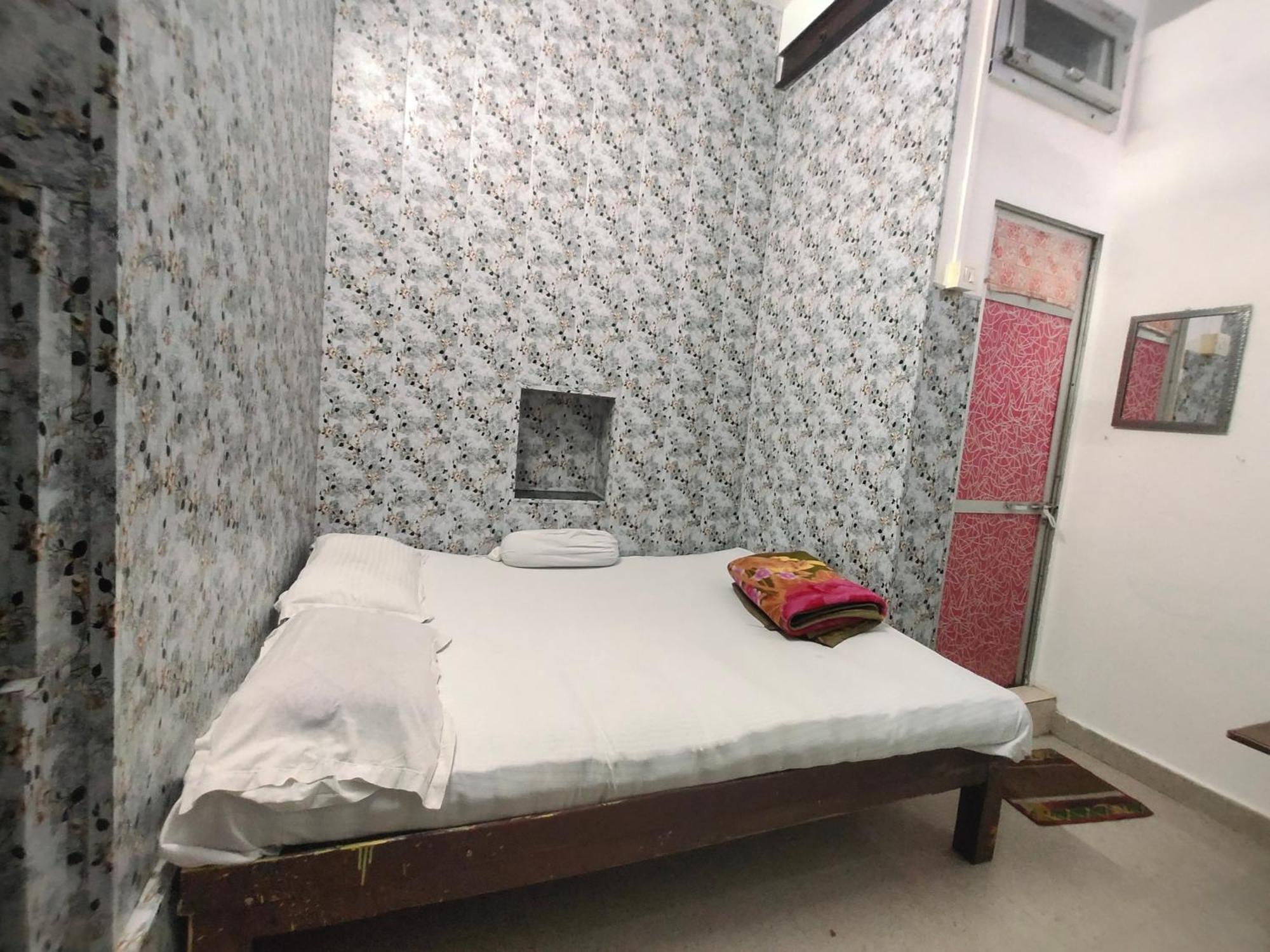 Sunrise Lodge Varanasi Cameră foto